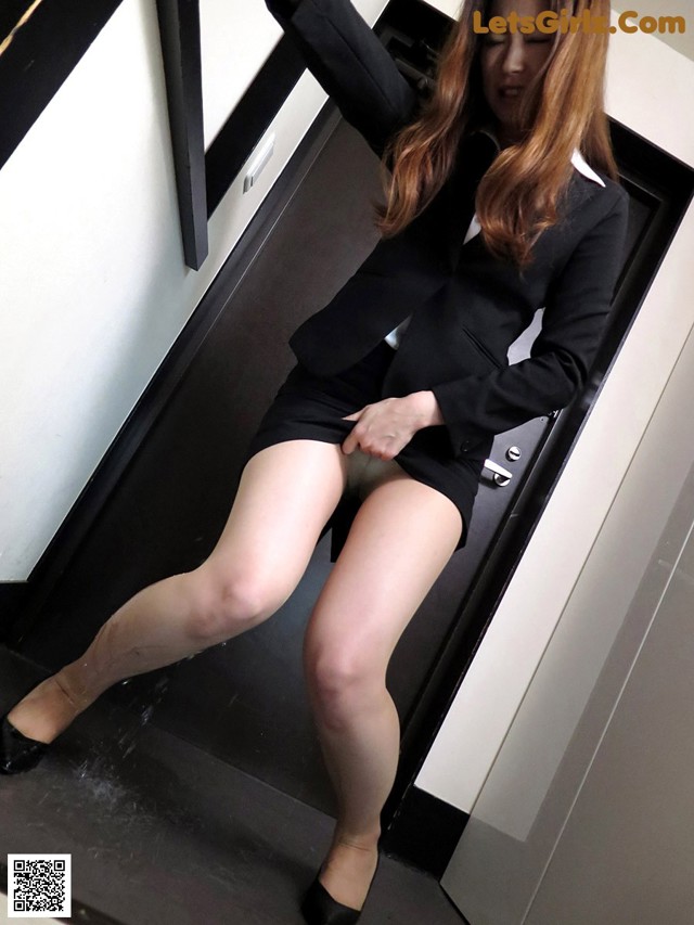 Maiko Saegimi - Dressed Porn Soles No.44be83