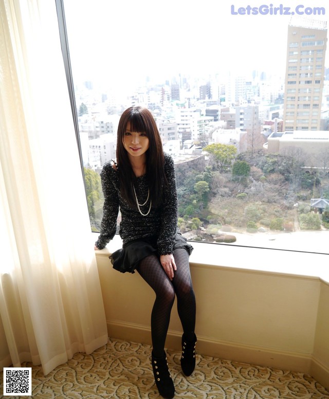 Aya Eikura - Striptease Nakedgirls Images No.e0e16a